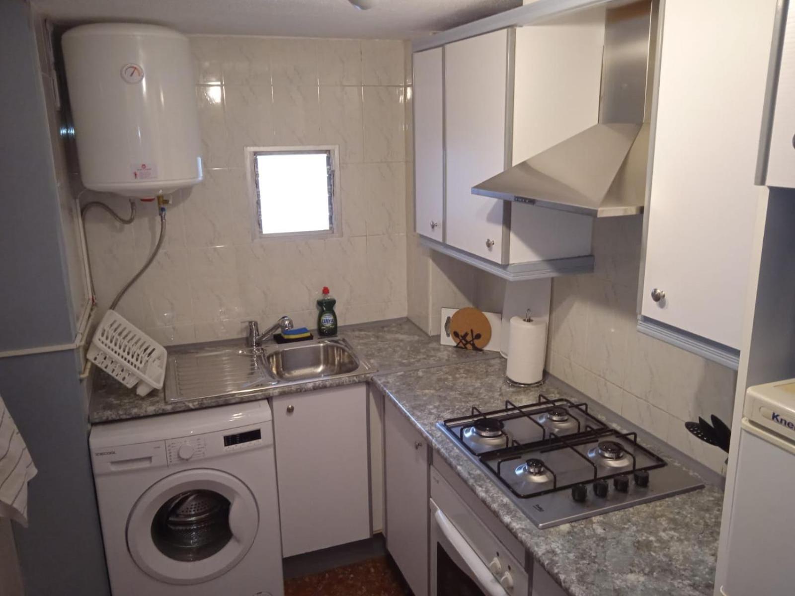 Edificio Gijon Newly Renovated Two-Bedroom Apartment בנידורם מראה חיצוני תמונה