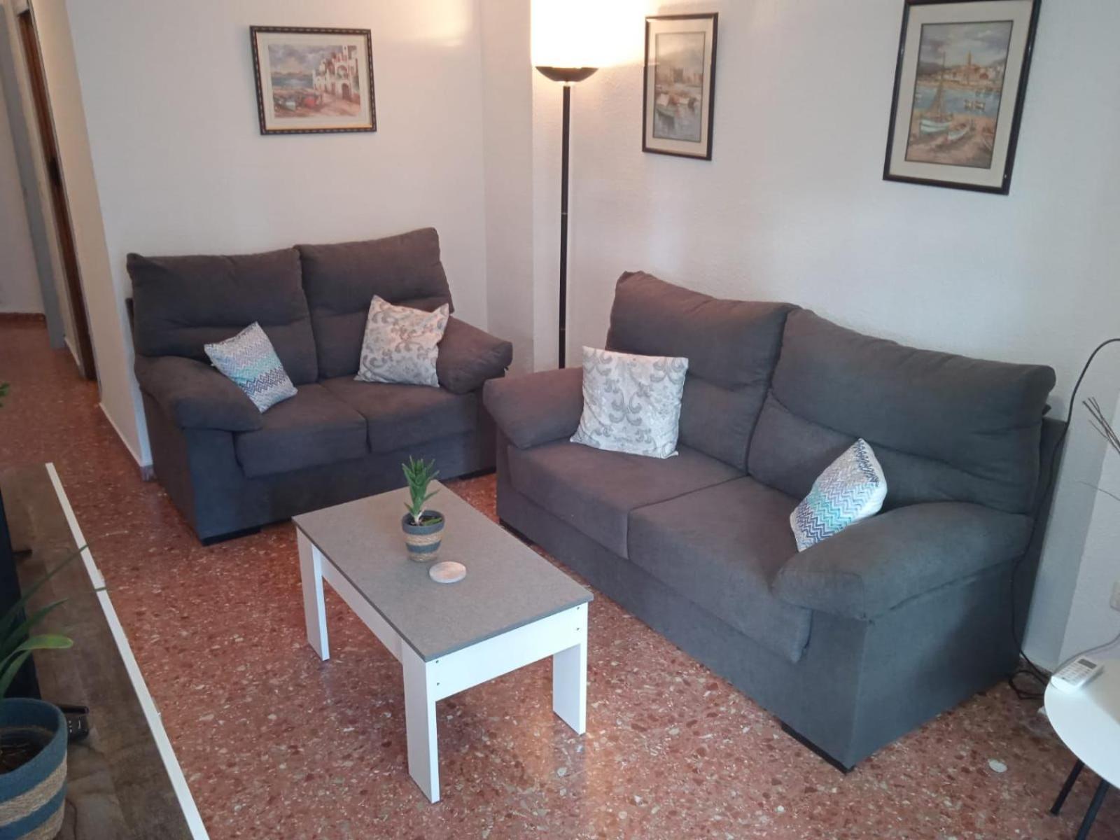Edificio Gijon Newly Renovated Two-Bedroom Apartment בנידורם מראה חיצוני תמונה