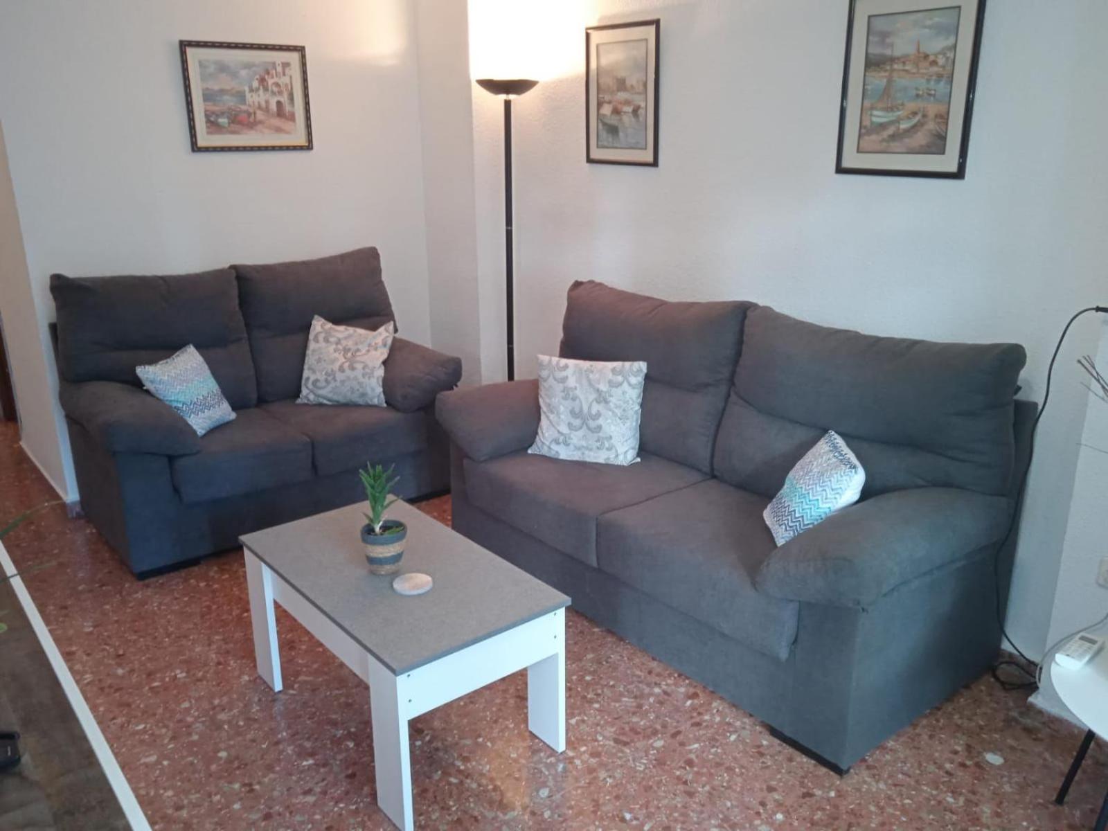 Edificio Gijon Newly Renovated Two-Bedroom Apartment בנידורם מראה חיצוני תמונה